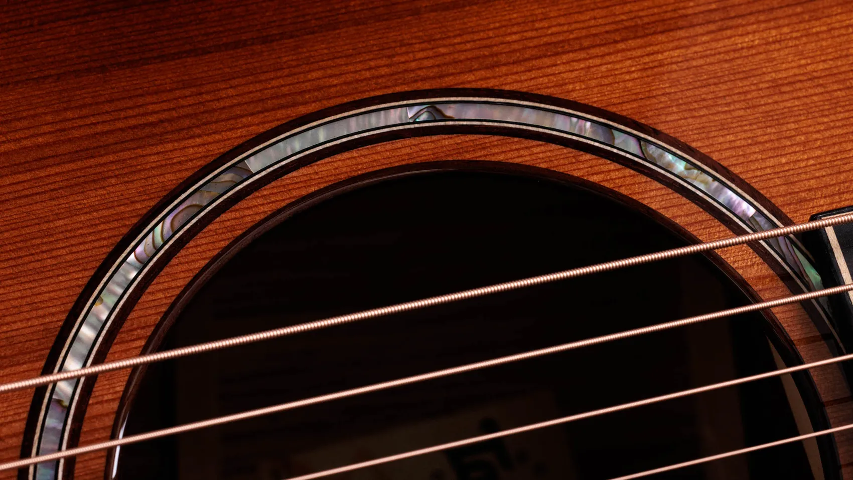 Builder's Edition 814ceHonduran Rosewood/Sinker RedwoodHonduran